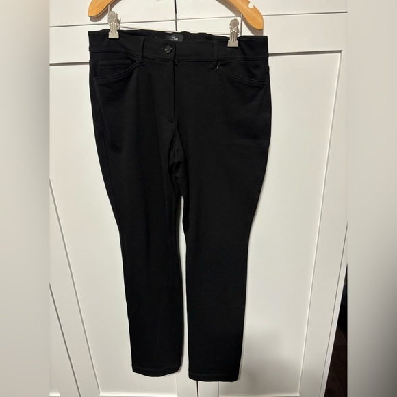 White House Black Market’The Slim’ Ponte pants NWOT’s size 10. - Picture 4 of 8